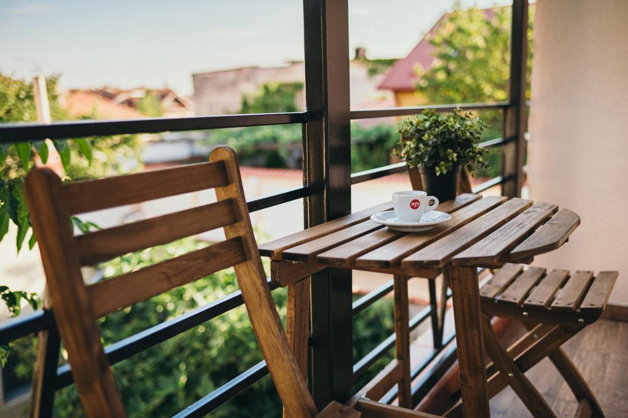 Nest Guesthouse Ντρομπέτα-Τούρνου Σεβερίν Εξωτερικό φωτογραφία