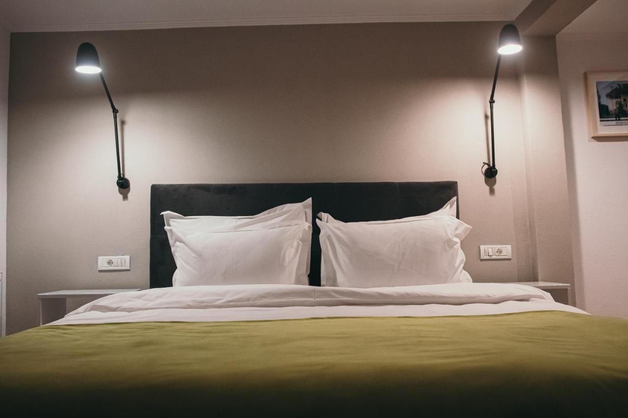 Nest Guesthouse Ντρομπέτα-Τούρνου Σεβερίν Εξωτερικό φωτογραφία