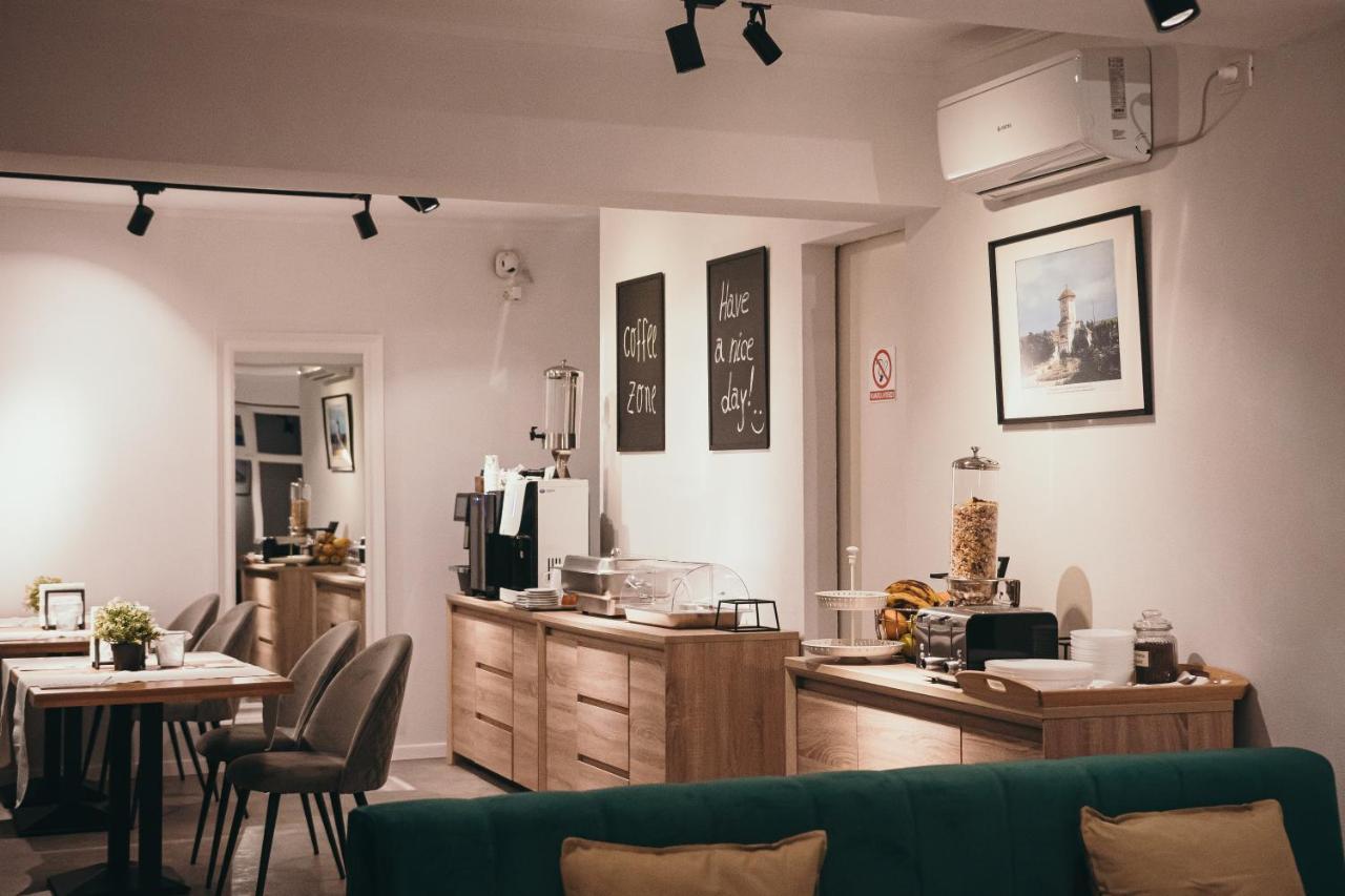 Nest Guesthouse Ντρομπέτα-Τούρνου Σεβερίν Εξωτερικό φωτογραφία